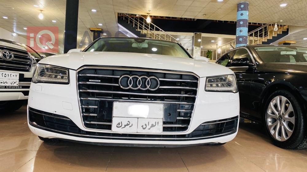 ئاودی A8